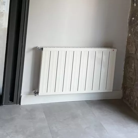 Flam Alüminyum Radyatör Beyaz RAL 9010